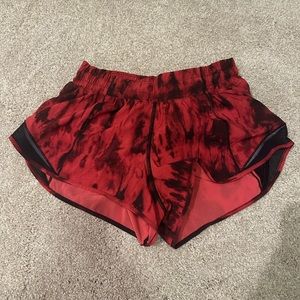 red and black size 4 hotty hot 2.5 inseam